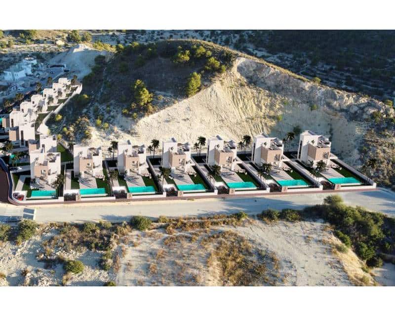 Chalet de 3 habitaciones en Finestrat en venta con piscina - 699.900 € (Ref: 8987657)