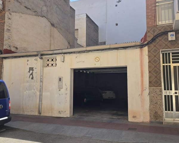 Byggegrund til salg i Zona Pueblo, Guardamar del Segura - € 189.000 (Ref: 8989639)