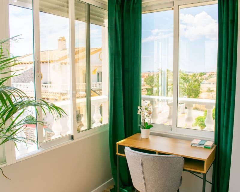 3 soveværelse Rækkehus til salg i Orihuela Costa med swimmingpool - € 288.000 (Ref: 8992567)