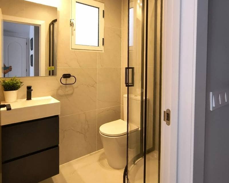 3 soverom Rekkehus til salgs i Orihuela Costa med svømmebasseng - € 277 900 (Ref: 8992567)