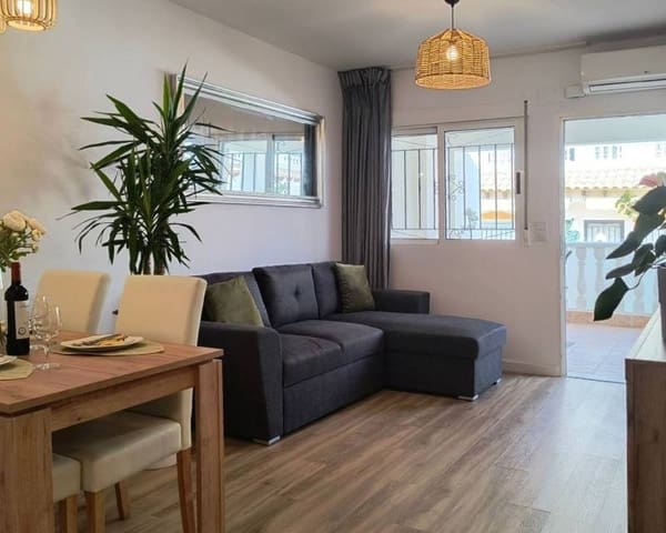3 soverom Rekkehus til salgs i Punta Prima, Orihuela med svømmebasseng - € 277 900 (Ref: 8992567)