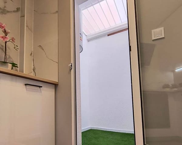 3 soverom Rekkehus til salgs i Punta Prima, Orihuela med svømmebasseng - € 277 900 (Ref: 8992567)