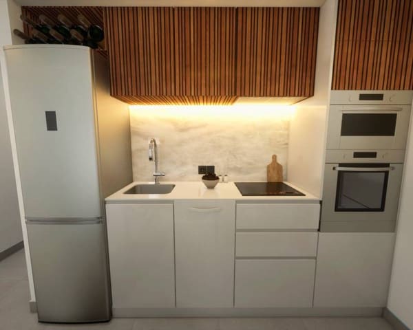 3 slaapkamer Halfvrijstaande villa te koop in Centro, Los Alcázares met zwembad garage - € 349.900 (Ref: 8993092)