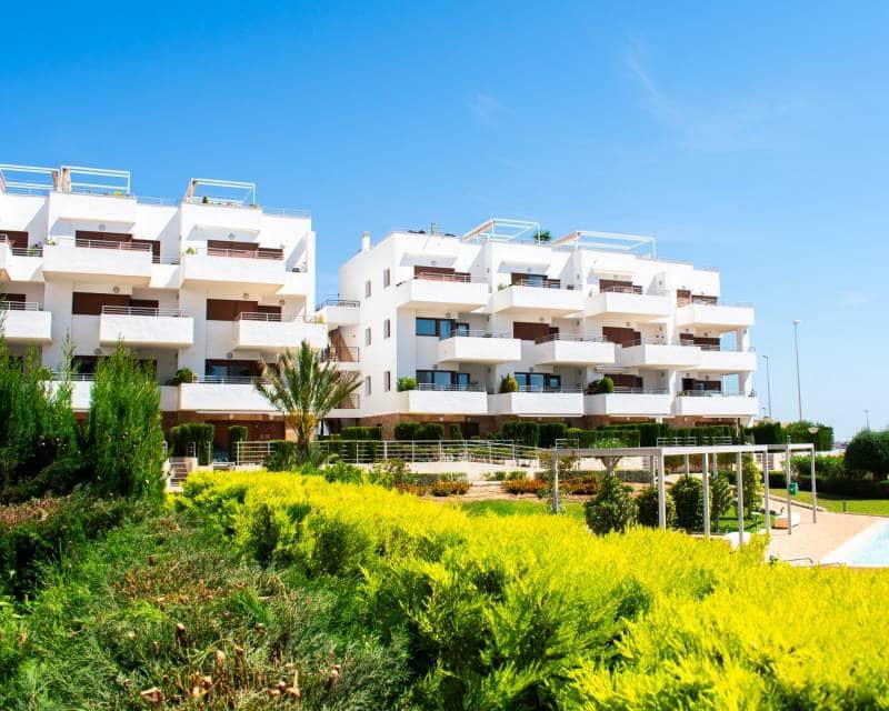 2 soveværelse Lejlighed til salg i Cabo Roig med swimmingpool garage - € 246.000 (Ref: 9009871)