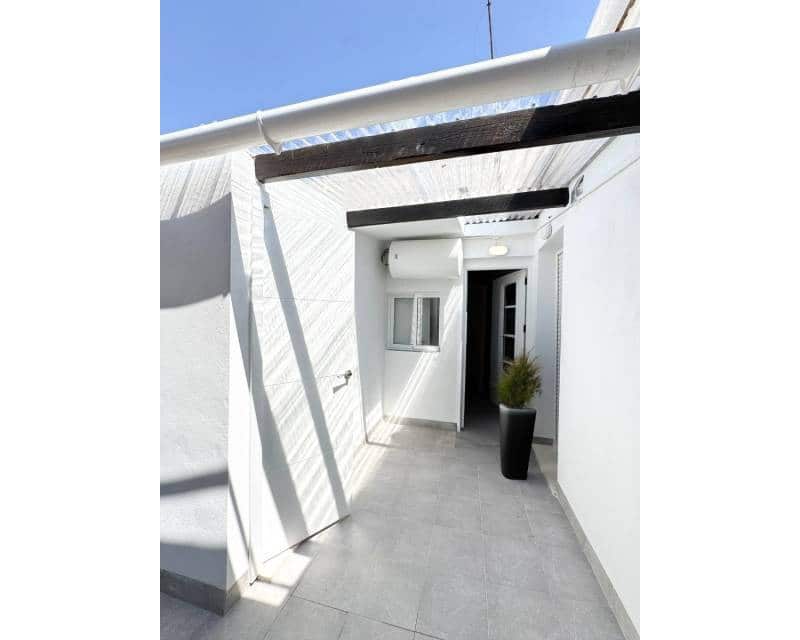 5 soveværelse Lejlighed til salg i Torrevieja - € 174.000 (Ref: 9019144)