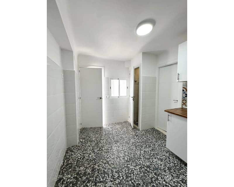 5 soveværelse Lejlighed til salg i Torrevieja - € 174.000 (Ref: 9019144)