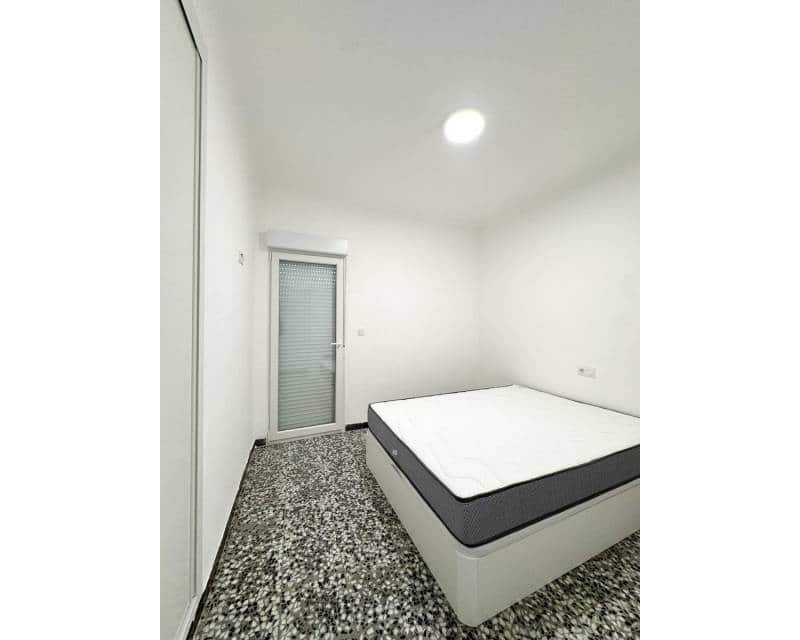 5 soveværelse Lejlighed til salg i Torrevieja - € 174.000 (Ref: 9019144)