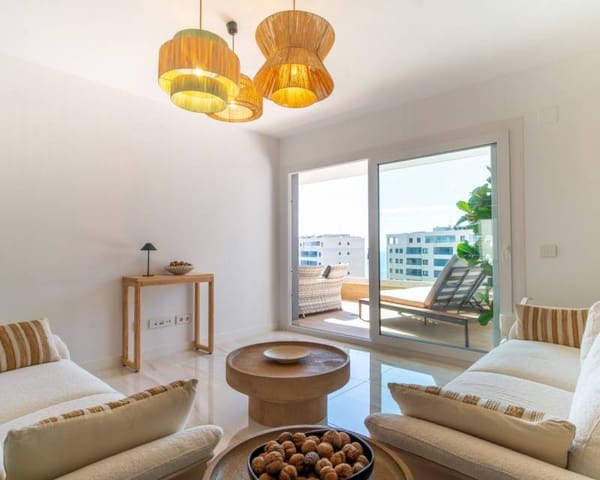 3 soverom Leilighet til salgs i Punta Prima, Torrevieja med svømmebasseng garasje - € 599 000 (Ref: 9025054)
