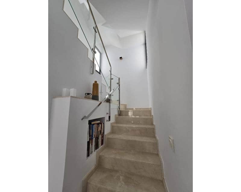 3 bedroom Villa for sale in Ciudad Quesada with pool - € 470,000 (Ref: 9026102)