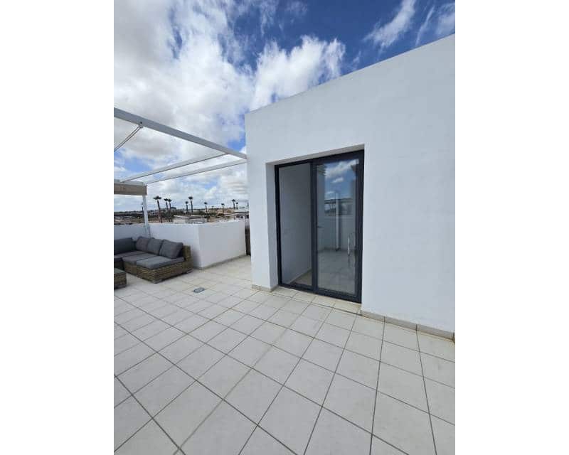 3 bedroom Villa for sale in Ciudad Quesada with pool - € 470,000 (Ref: 9026102)