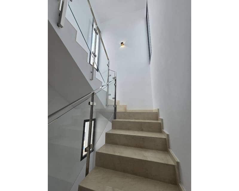 3 bedroom Villa for sale in Ciudad Quesada with pool - € 470,000 (Ref: 9026102)