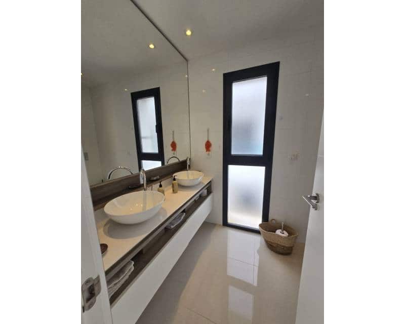 3 bedroom Villa for sale in Ciudad Quesada with pool - € 470,000 (Ref: 9026102)