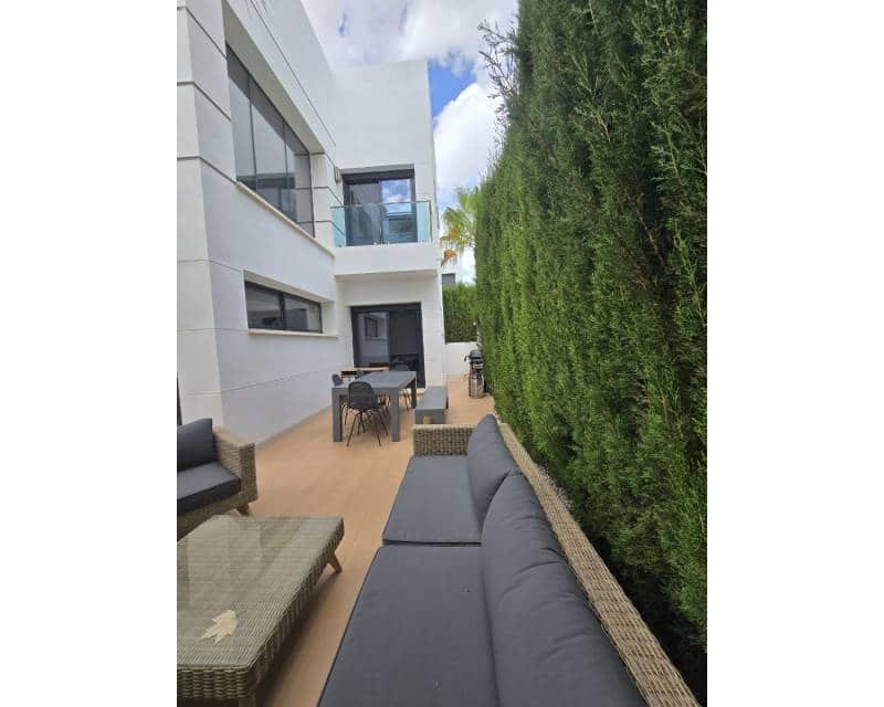 3 bedroom Villa for sale in Ciudad Quesada with pool - € 470,000 (Ref: 9026102)