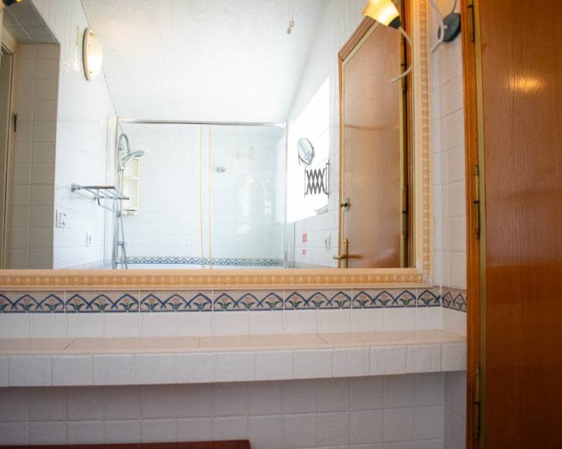 3 soveværelse Semi-Rækkehus til salg i Orihuela Costa med swimmingpool garage - € 790.000 (Ref: 9028688)