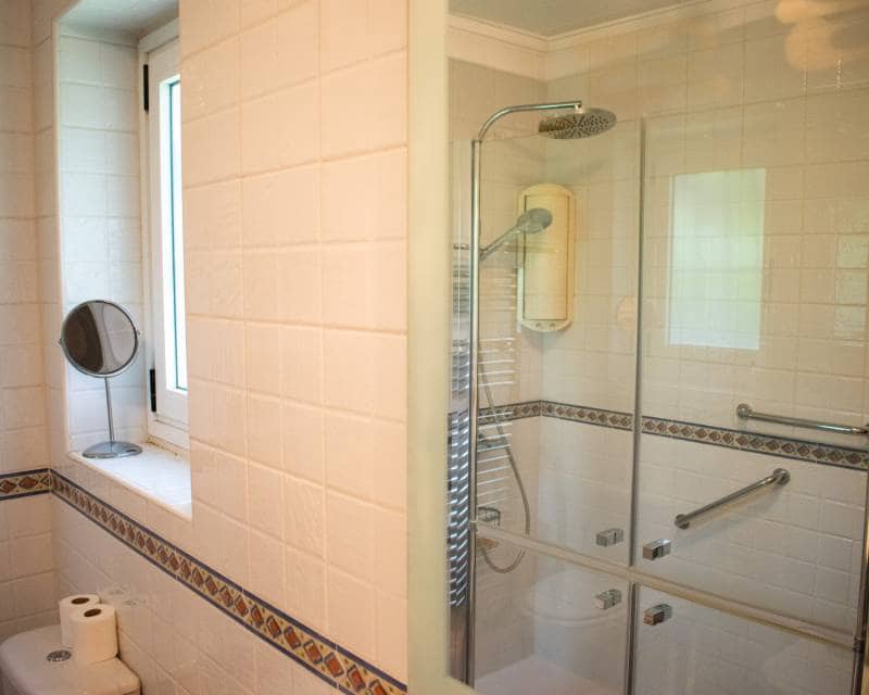 3 soveværelse Semi-Rækkehus til salg i Orihuela Costa med swimmingpool garage - € 790.000 (Ref: 9028688)