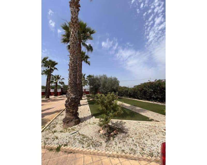 3 soveværelse Finca/Landehus til salg i Fortuna med swimmingpool garage - € 275.000 (Ref: 9028693)