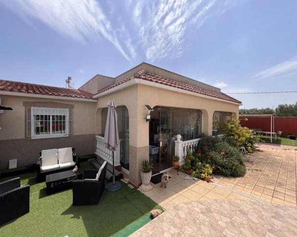 3 sypialnia Finka/Dom wiejski na sprzedaż w Fortuna z basenem garażem - 275 000 € (Ref: 9028693)