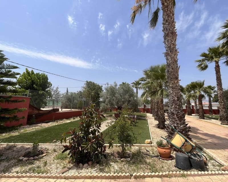 3 soveværelse Finca/Landehus til salg i Fortuna med swimmingpool garage - € 275.000 (Ref: 9028693)