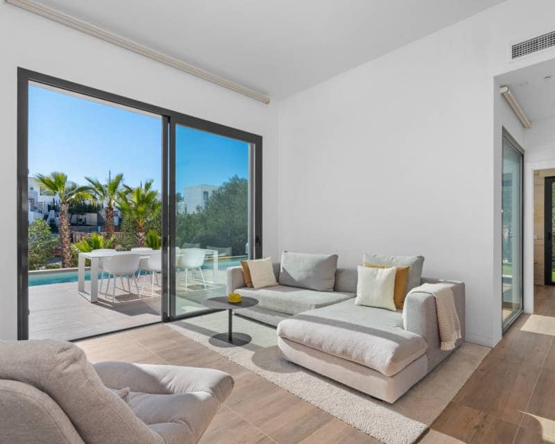 4 bedroom Villa for sale in Las Colinas Golf with pool - € 900,000 (Ref: 9031054)