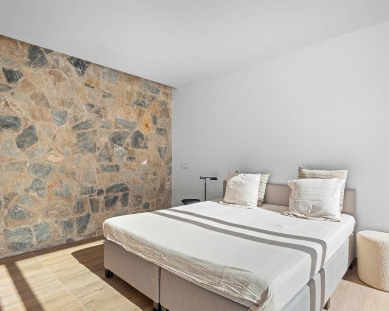 4 bedroom Villa for sale in Las Colinas Golf with pool - € 900,000 (Ref: 9031054)