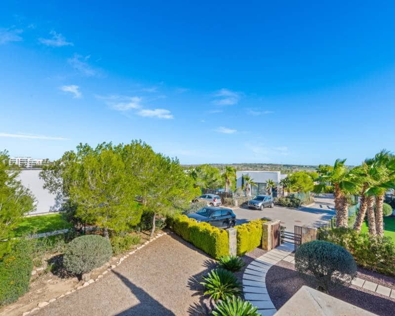 4 bedroom Villa for sale in Las Colinas Golf with pool - € 900,000 (Ref: 9031054)