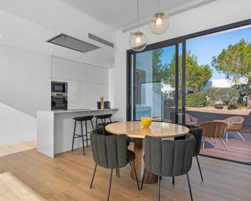 4 bedroom Villa for sale in Las Colinas Golf with pool - € 900,000 (Ref: 9031054)