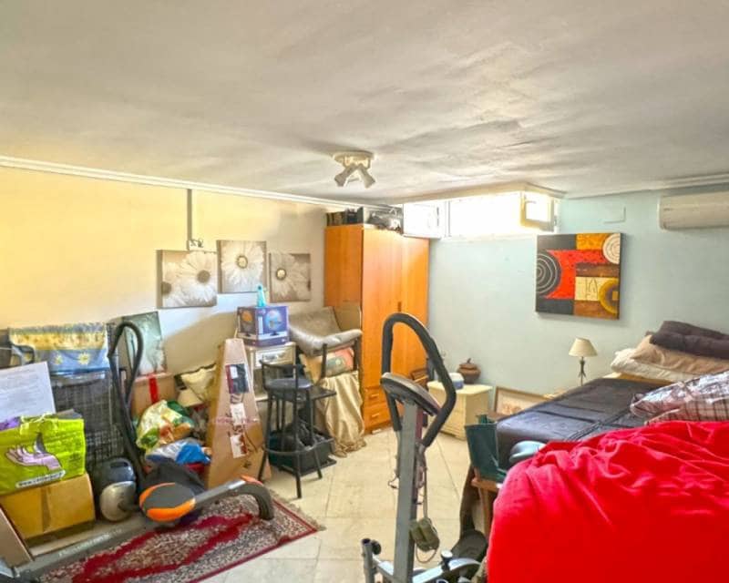 6 chambre Villa/Maison à vendre à Torrevieja avec piscine garage - 610 000 € (Ref: 9033817)