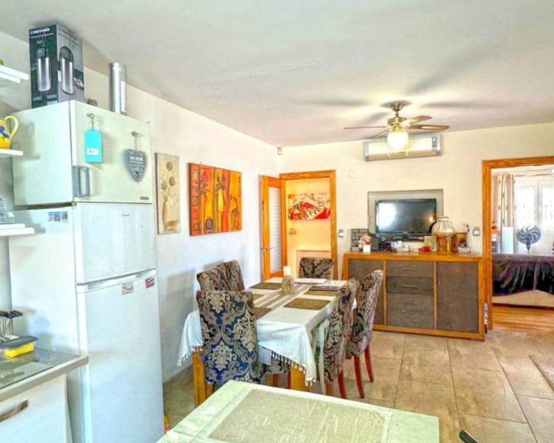 6 chambre Villa/Maison à vendre à Torrevieja avec piscine garage - 610 000 € (Ref: 9033817)