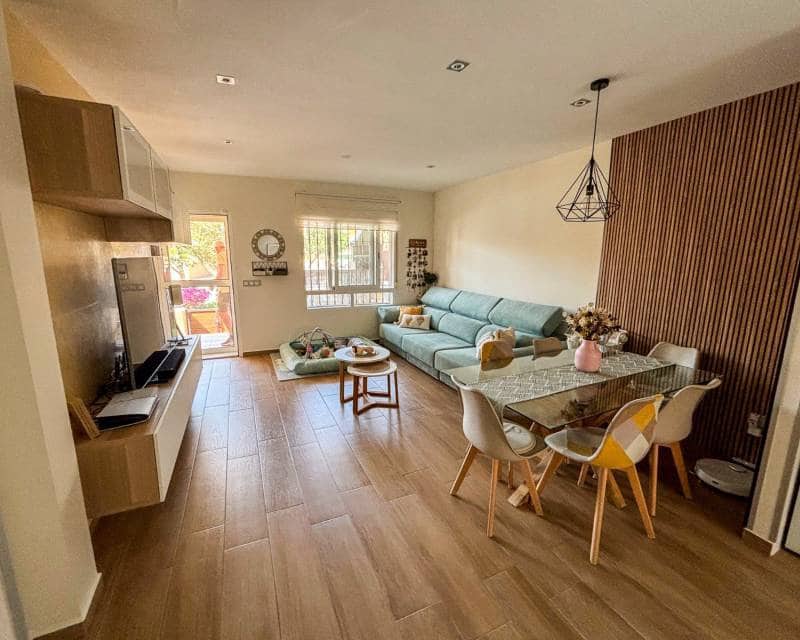 4 soveværelse Lejlighed til salg i Puerto de Mazarron med garage - € 244.000 (Ref: 9035752)