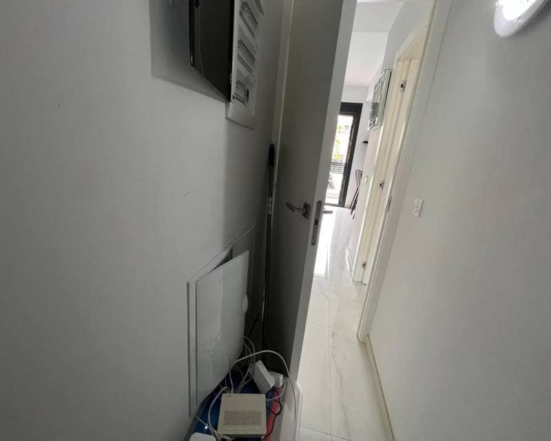 3 soveværelse Villa til salg i Orihuela Costa med swimmingpool garage - € 499.000 (Ref: 9035753)