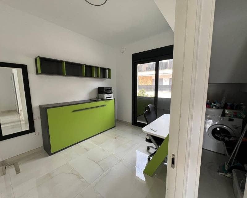 3 soveværelse Villa til salg i Orihuela Costa med swimmingpool garage - € 499.000 (Ref: 9035753)