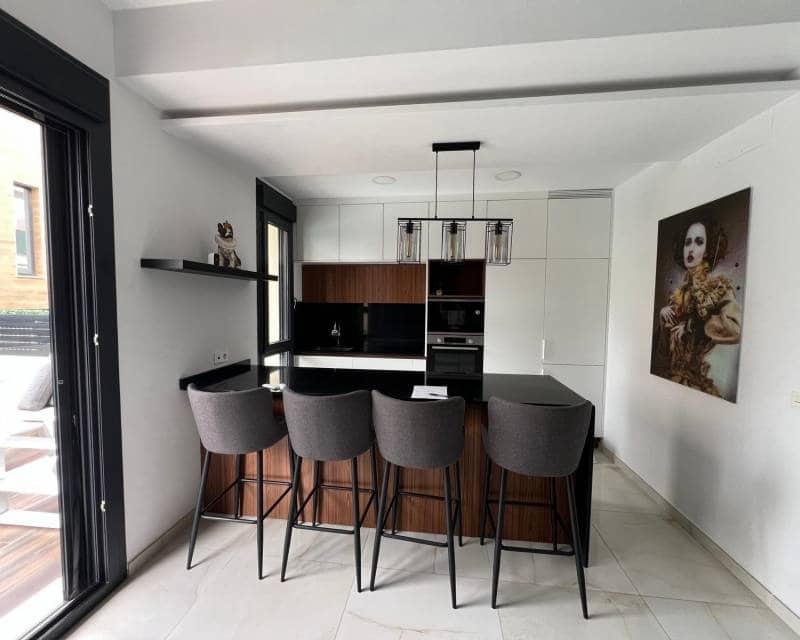 3 soveværelse Villa til salg i Orihuela Costa med swimmingpool garage - € 499.000 (Ref: 9035753)