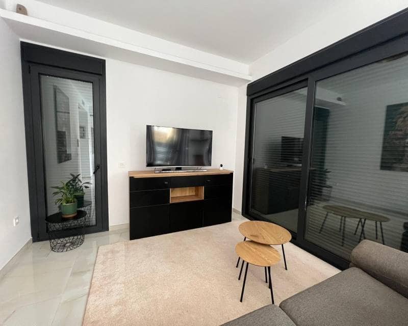 3 soveværelse Villa til salg i Orihuela Costa med swimmingpool garage - € 499.000 (Ref: 9035753)