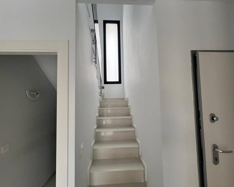 3 soveværelse Villa til salg i Orihuela Costa med swimmingpool garage - € 499.000 (Ref: 9035753)