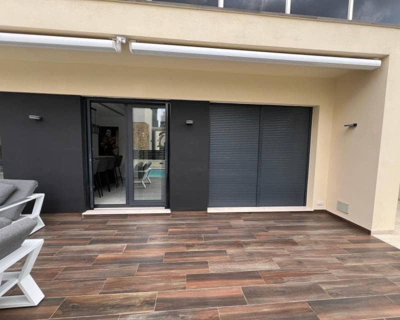 3 soveværelse Villa til salg i Orihuela Costa med swimmingpool garage - € 499.000 (Ref: 9035753)