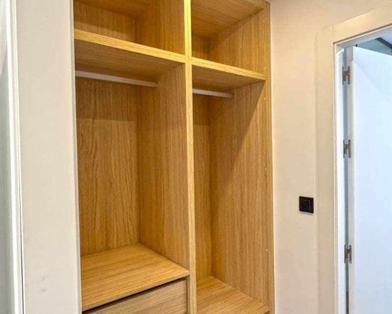 4 slaapkamer Villa te koop in Torrevieja met zwembad garage - € 495.000 (Ref: 9049755)