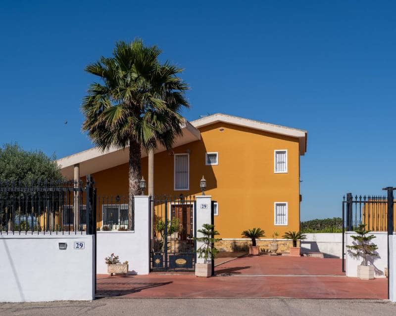 5 slaapkamer Finca/Landhuis te koop in Orihuela met zwembad garage - € 670.000 (Ref: 9049759)