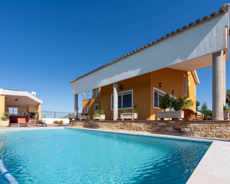 5 slaapkamer Finca/Landhuis te koop in Orihuela met zwembad garage - € 670.000 (Ref: 9049759)