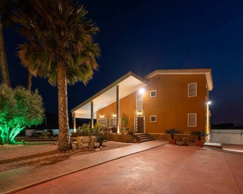 5 slaapkamer Finca/Landhuis te koop in Orihuela met zwembad garage - € 670.000 (Ref: 9049759)