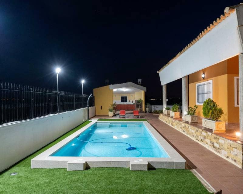 5 slaapkamer Finca/Landhuis te koop in Orihuela met zwembad garage - € 670.000 (Ref: 9049759)
