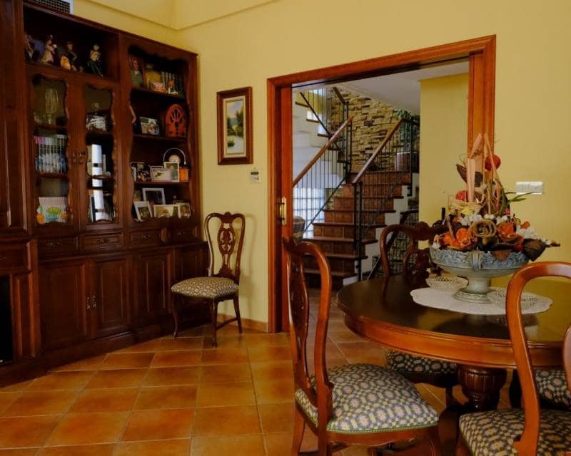 5 bedroom Finca/Country House for sale in Orihuela with pool garage - € 675,000 (Ref: 9049759)