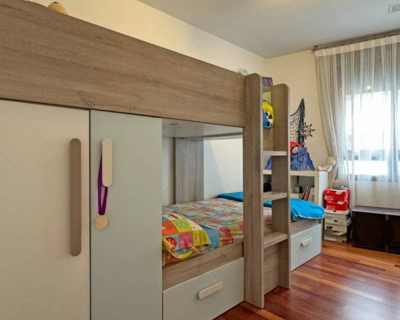 4 chambre Appartement à vendre à Torrevieja - 489 000 € (Ref: 9049763)