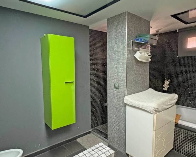 4 chambre Appartement à vendre à Torrevieja - 489 000 € (Ref: 9049763)