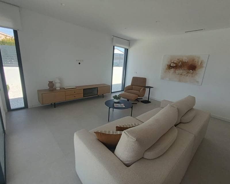 3 Zimmer Villa zu verkaufen in Ciudad Quesada mit Pool - 690.000 € (Ref: 9049764)