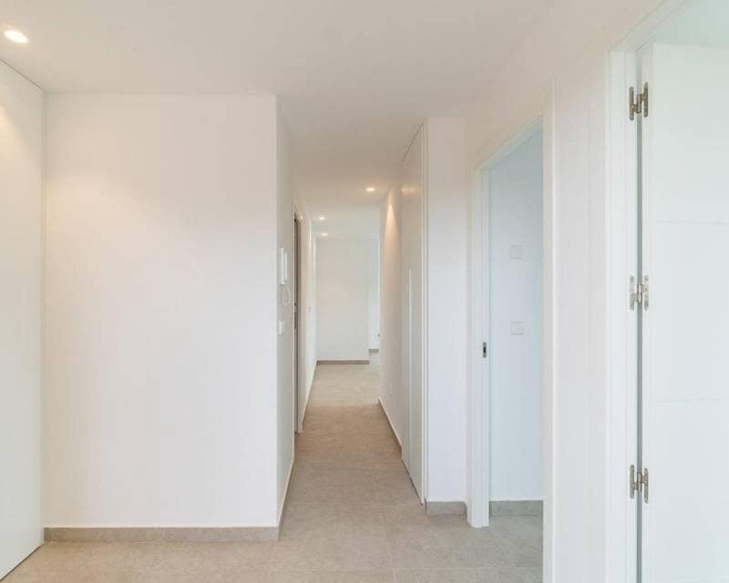 3 slaapkamer Appartement te koop in Playa Flamenca met zwembad garage - € 380.000 (Ref: 9049968)