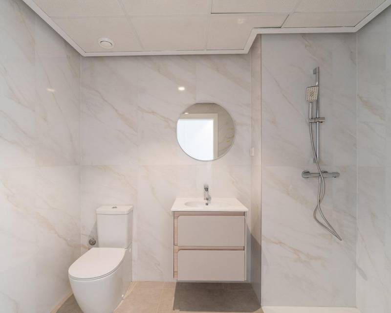 3 slaapkamer Appartement te koop in Playa Flamenca met zwembad garage - € 380.000 (Ref: 9049968)