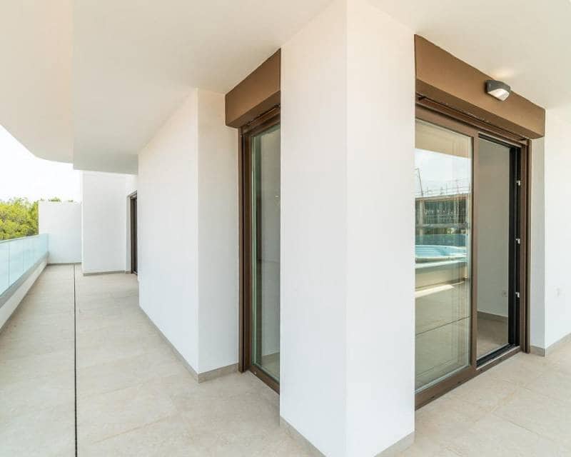 3 slaapkamer Appartement te koop in Playa Flamenca met zwembad garage - € 380.000 (Ref: 9049968)