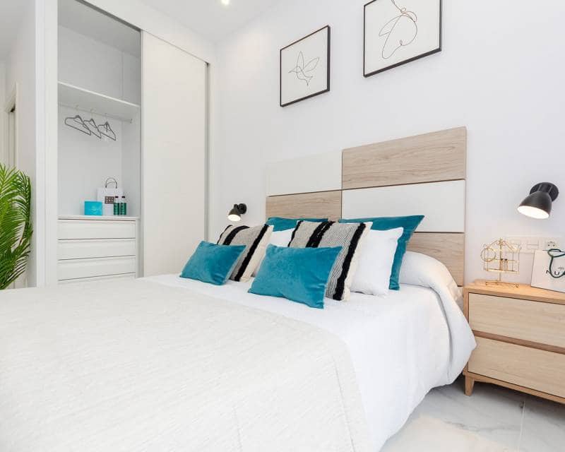 3 soveværelse Semi-Rækkehus til salg i Torrevieja med swimmingpool garage - € 409.000 (Ref: 9061596)