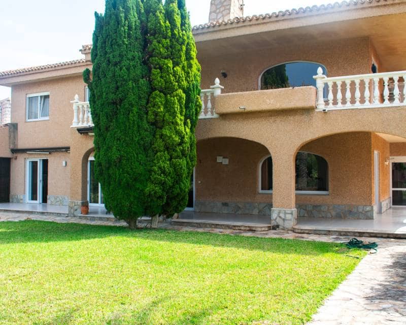 3 slaapkamer Villa te koop in La Manga del Mar Menor met zwembad garage - € 1.490.000 (Ref: 9061597)