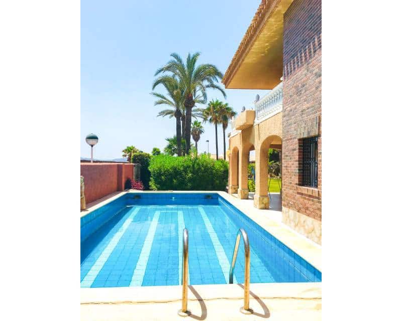 3 slaapkamer Villa te koop in La Manga del Mar Menor met zwembad garage - € 1.490.000 (Ref: 9061597)